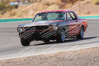 media/Oct-25-2025-West Coast Racing (Sat) [[9fdcbcd09c]]/Novice group/Turn 3/